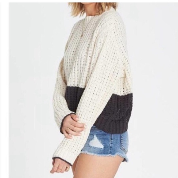Billabong Block Party Oversized Sweater. Small - Picture 2 of 9